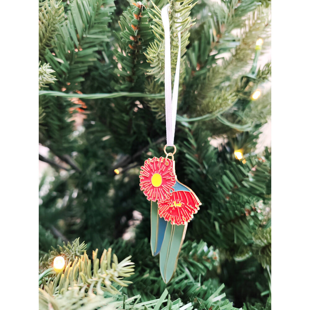 Urban 8cm Red/Green Australian Flora Hanging Christmas Decoration — image 2