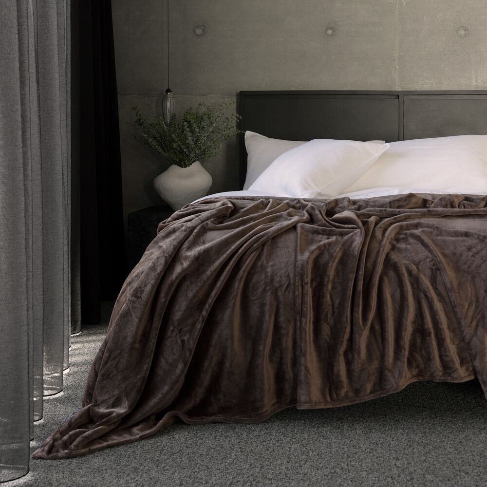 Bambury Ultraplush Warm Blanket Soft Bedroom Throw Chocolate — image 2