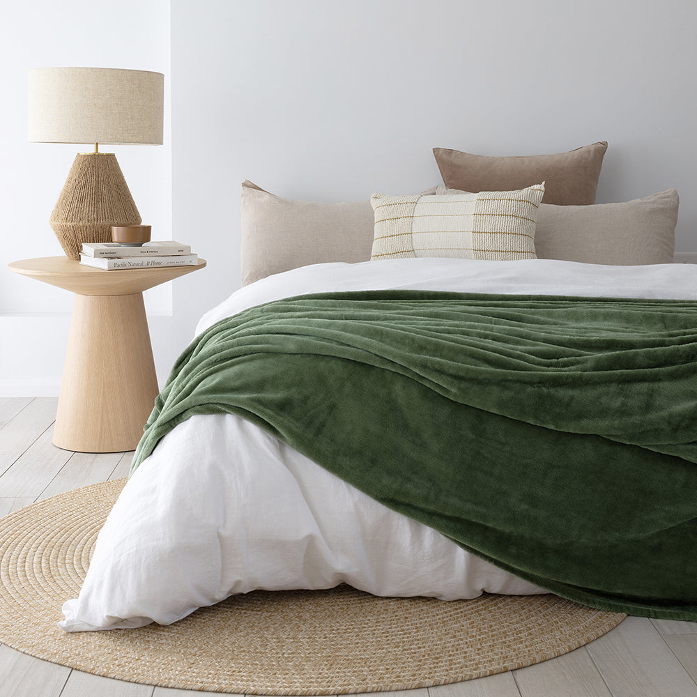 Bambury Ultraplush 280GSM Flannel Bedding Blanket Moss Single 180x230cm — image 2