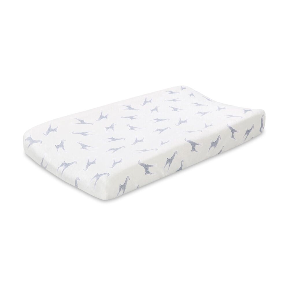 Little Haven Animal Planet Giraffe Baby Cot Bedding Set & Bath Towels Beige/White (7 Pieces) — image 4