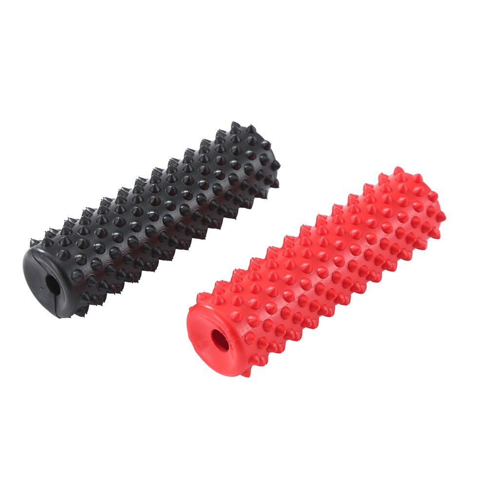 Paws and Claws 17.5cm Heavy Duty TPR Pet Toy Jumbo Spikey Chew Roll Assorted (3 Pack) — image 3