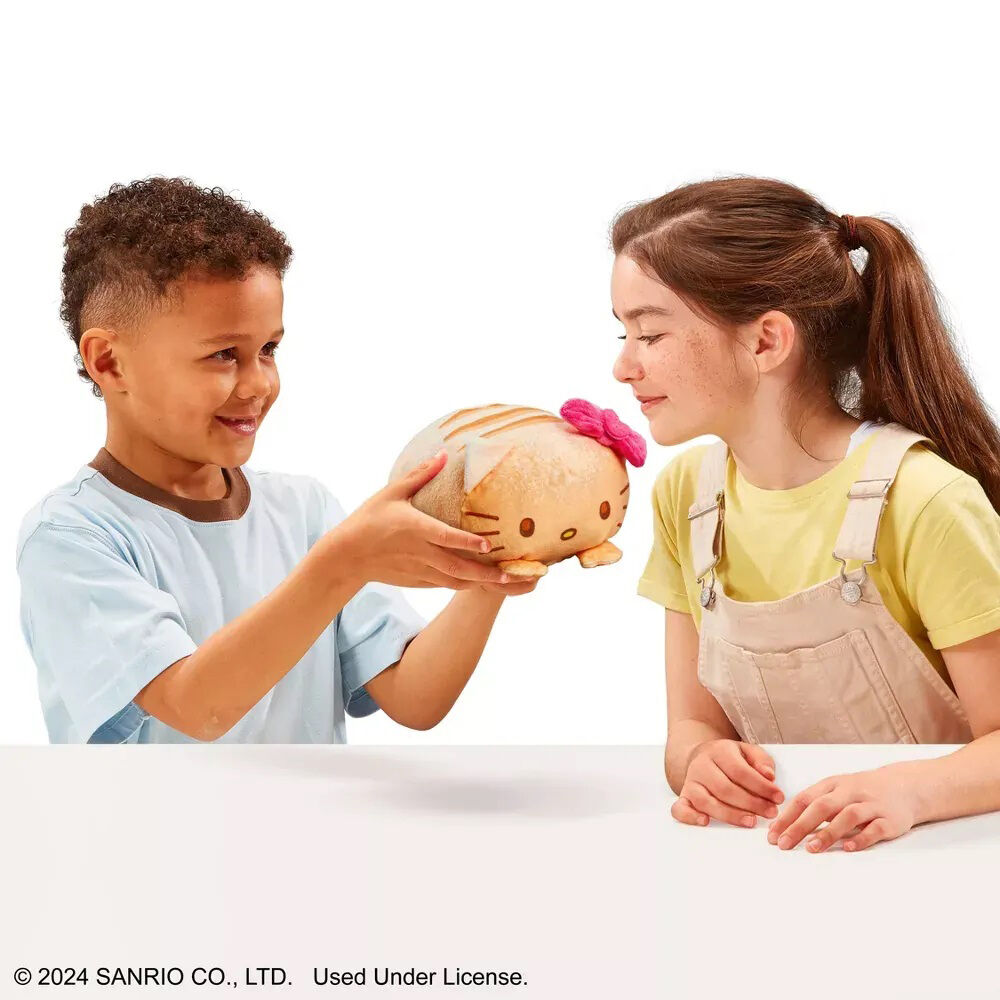 Cookeez Makery Scented Plush Toy Hello Kitty and Friends Oven Playset — image 3