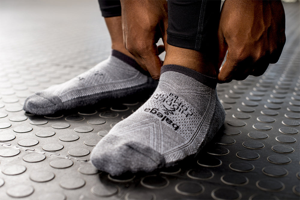 Balega Hidden Comfort Running Sports Socks Dry Feet US W 11-13/M 9.5-11.5 L Grey — image 8