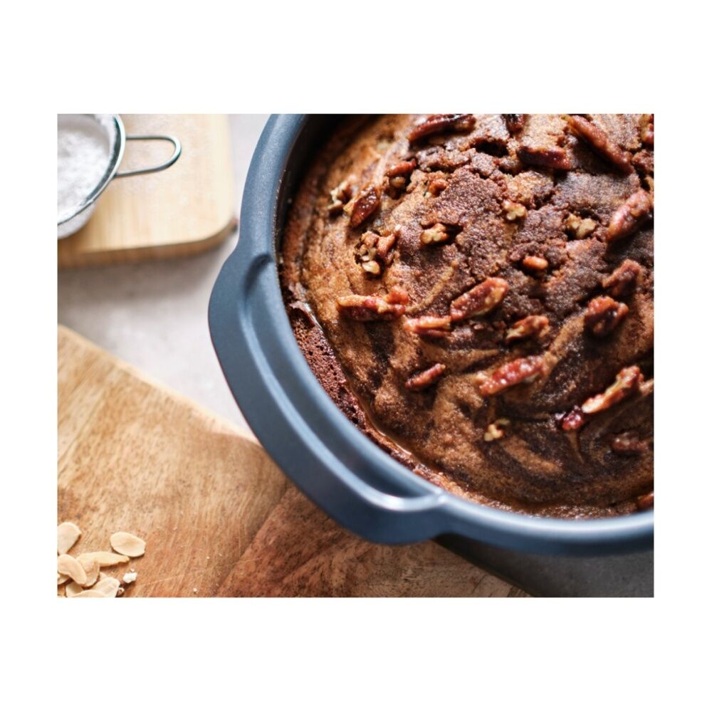 Joseph Joseph Nest Bake Round Cake Tin 23cm Carbon Steel Non-Stick Coating — image 6