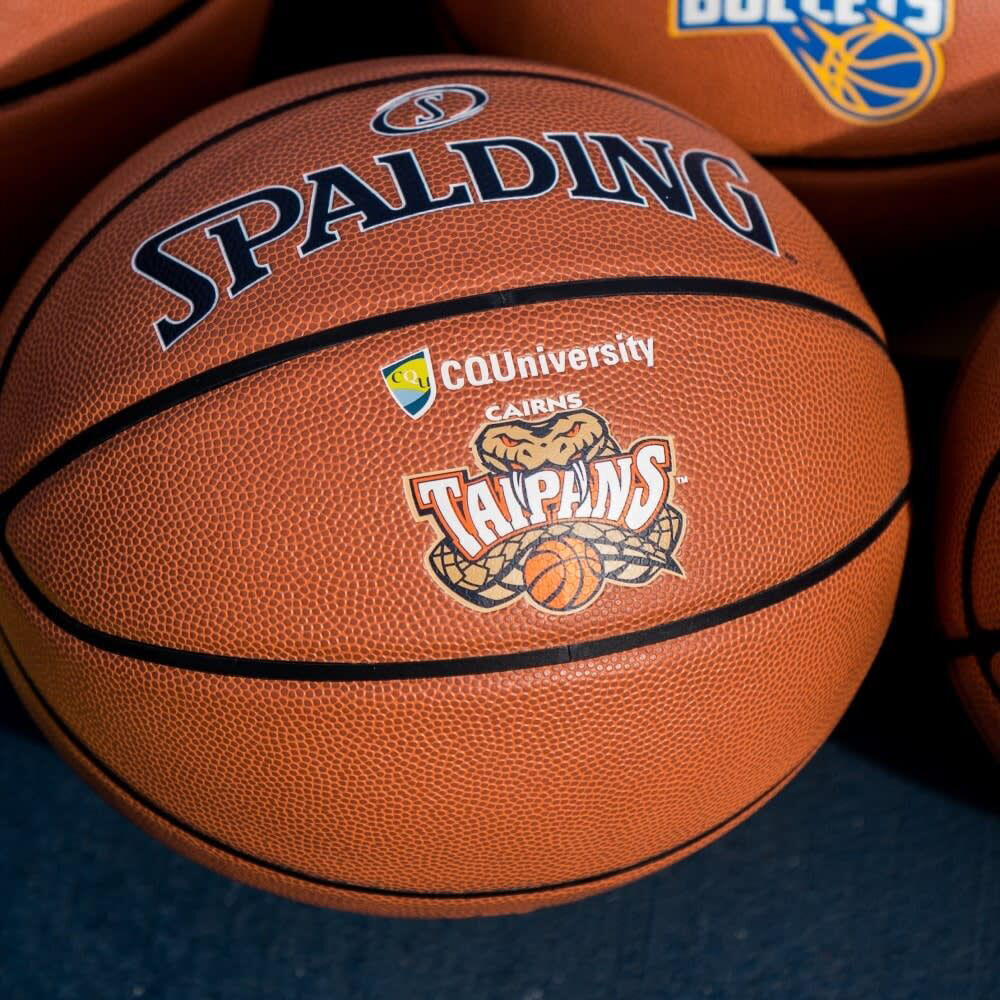 Spalding Size 7 NBL Team Series Indoor/Outdoor Basketball - Cairns Taipans — image 3
