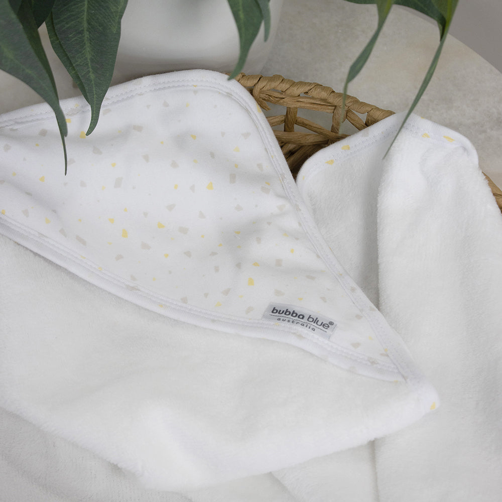 10353-bubba-blue-everyday-essentials-hooded-towel-terrazzo-white-75x75cm
