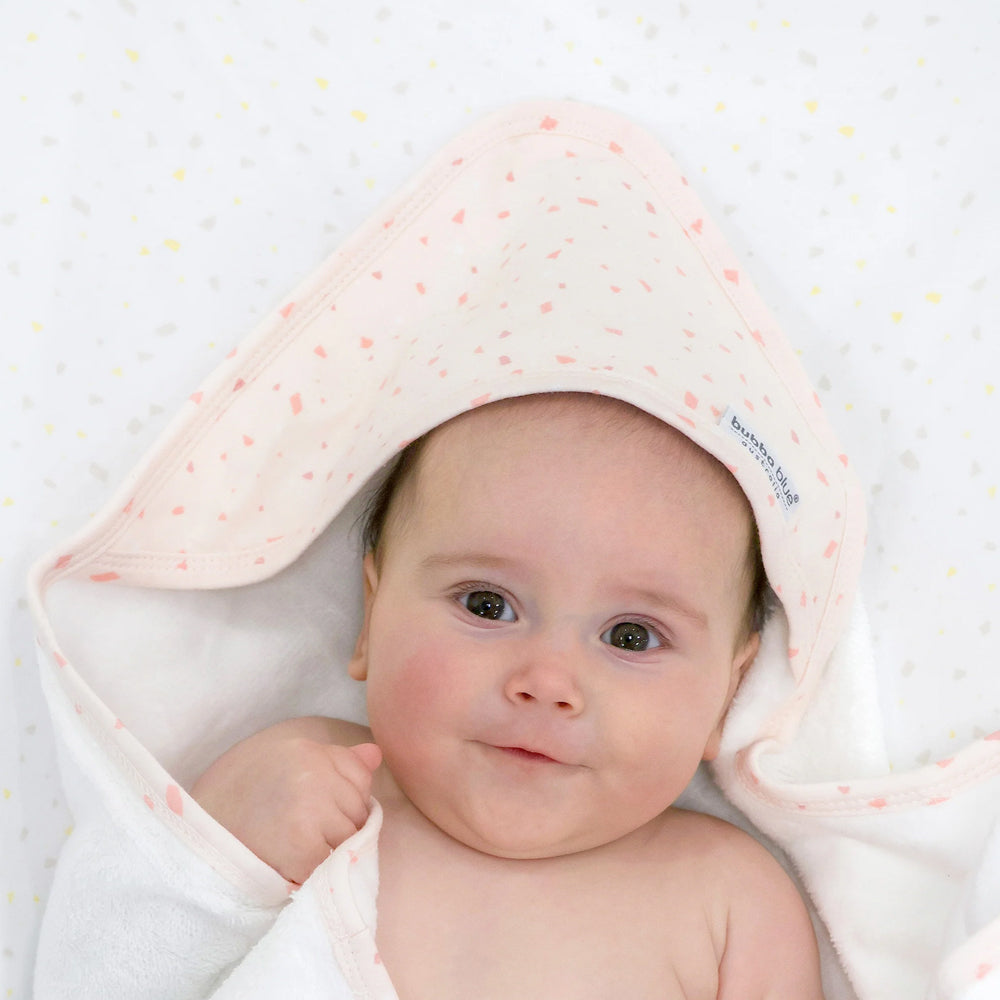 10377-bubba-blue-everyday-essentials-hooded-towel-terrazzo-rose-75x75cm