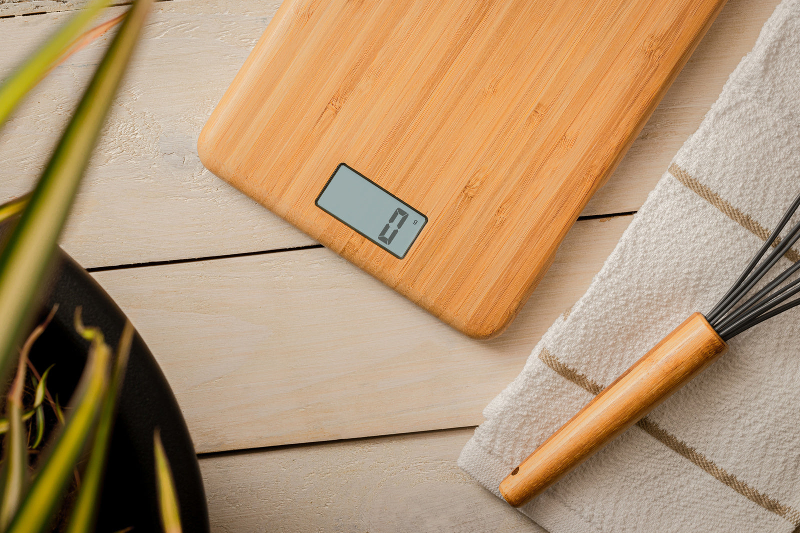 1094auwddr-salter-eco-bamboo-wood-digital-electronic-cooking-scale