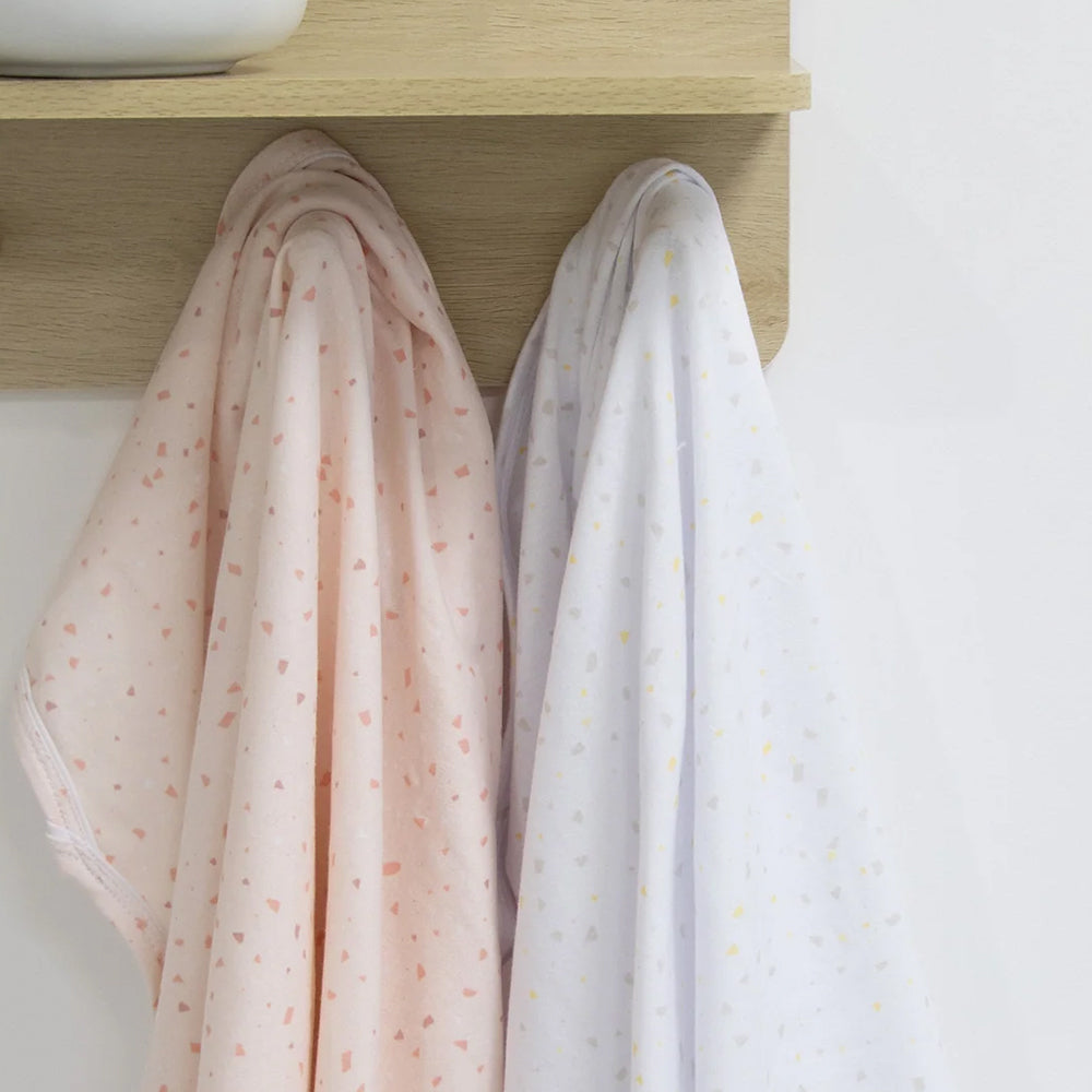 11718-2pc-bubba-blue-everyday-essentials-jersey-wraps-terrazzo-white-rose-80x80cm