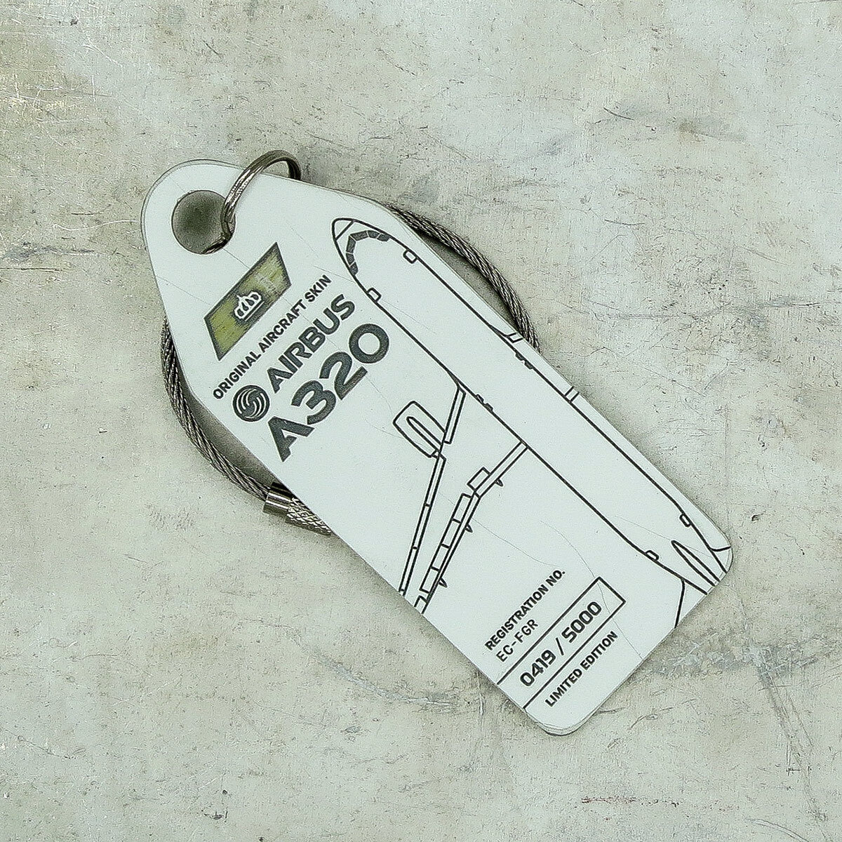 12004-aviationtag-airbus-a320-keychain-14-5cm-tag-iberia-white