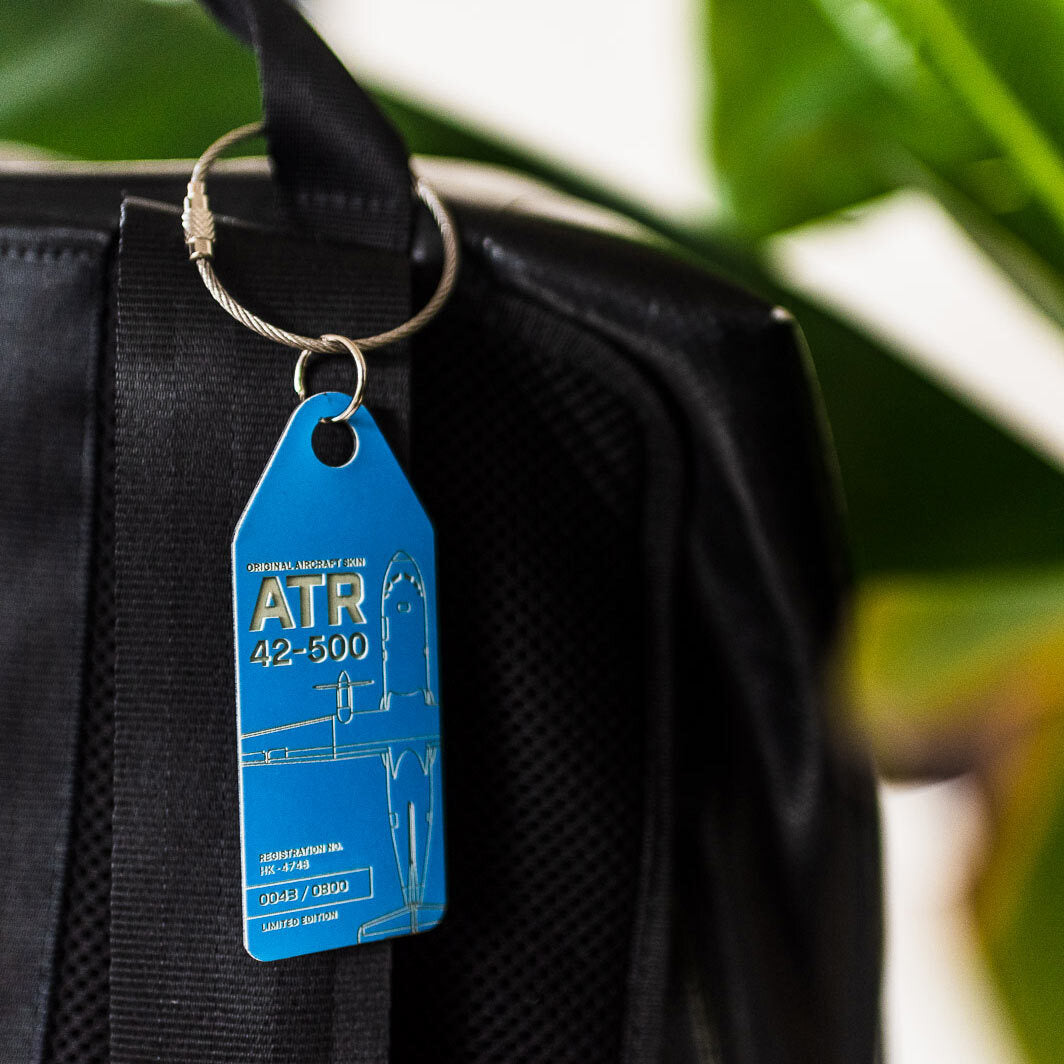 12011-aviationtag-atr-42-keychain-tag-14-5cm-keyring-aircraft-skin-satena-blue