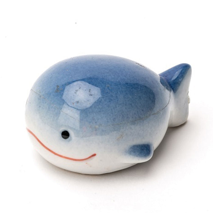 15679-floating-6-5cm-porcelain-whales-outdoor-garden-decor-small
