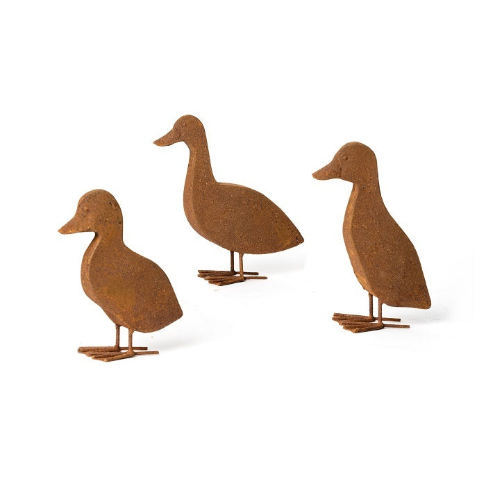 15938-metal-ornament-ducklings-rust-outdoor-garden-decor-assorted