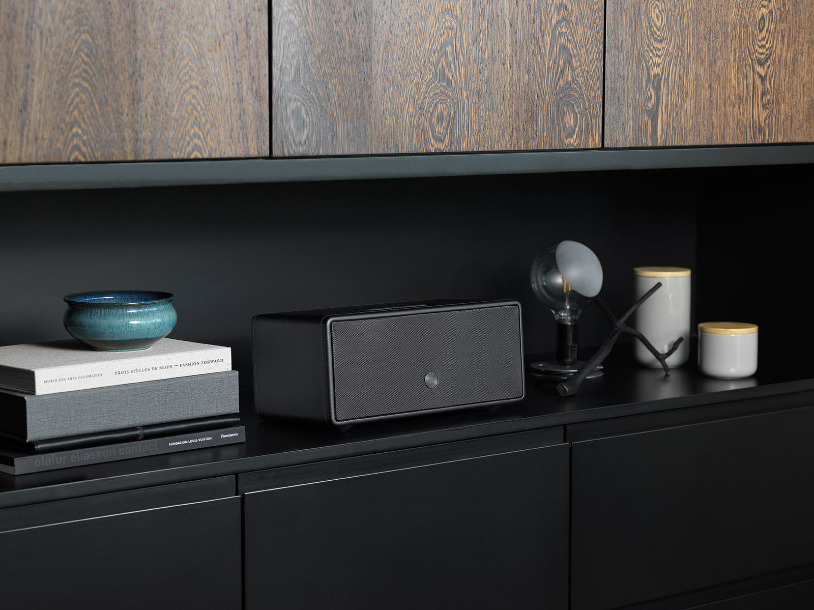 17810-audio-pro-d-1-wireless-multiroom-speaker-ash-black