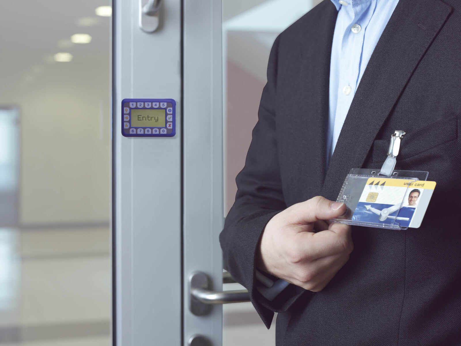 1801319-durable-8-7cm-security-duo-pass-card-holder-acrylic-w-clip-clear