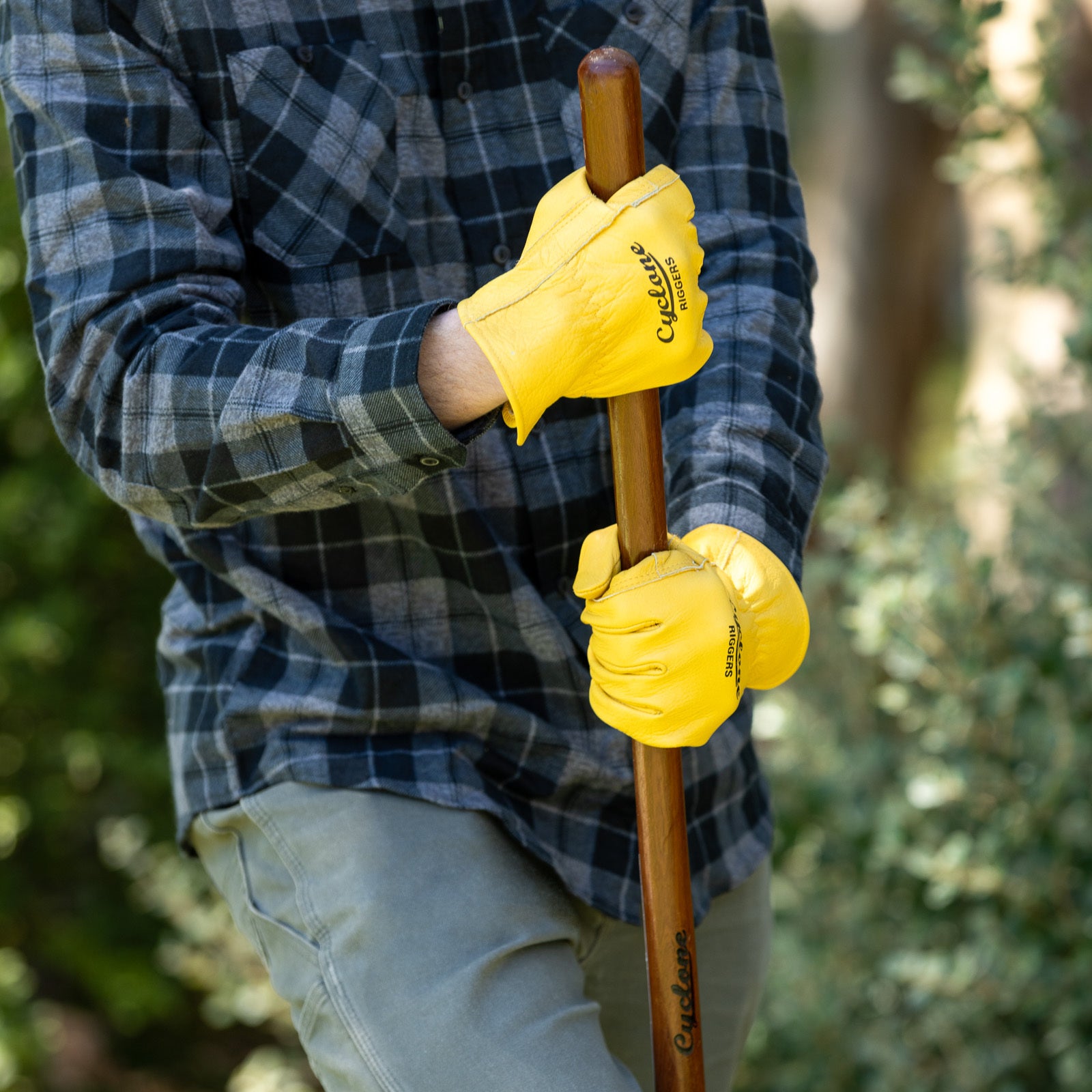 20114274-cyclone-size-xl-riggers-gardening-gloves-riggers-leather-yellow