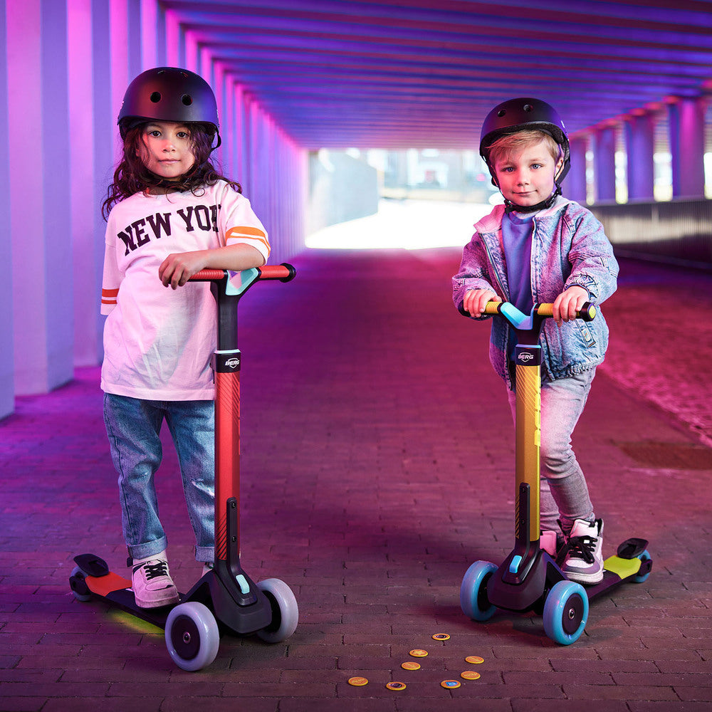 24-77-04-00-berg-nexo-foldable-kids-scooter-with-lights-lime-age-2