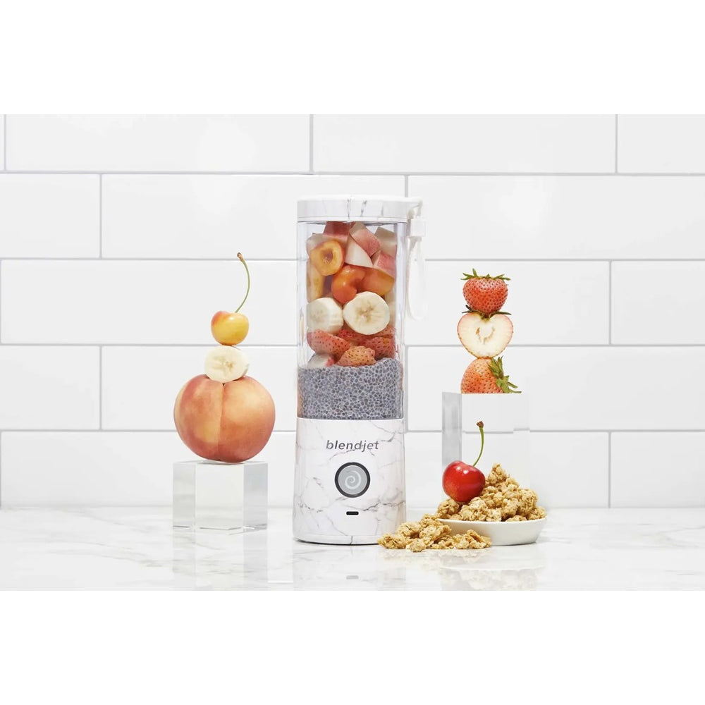 251807-blendjet-2-portable-rechargeable-blender-smoothie-maker-white-marble