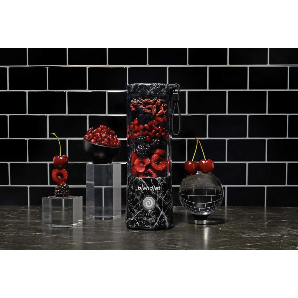 251808-blendjet-2-portable-rechargeable-blender-smoothie-maker-black-marble
