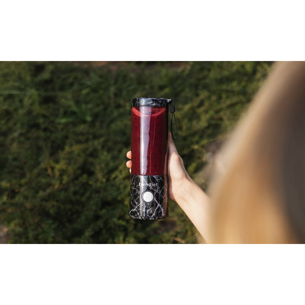 251808-blendjet-2-portable-rechargeable-blender-smoothie-maker-black-marble