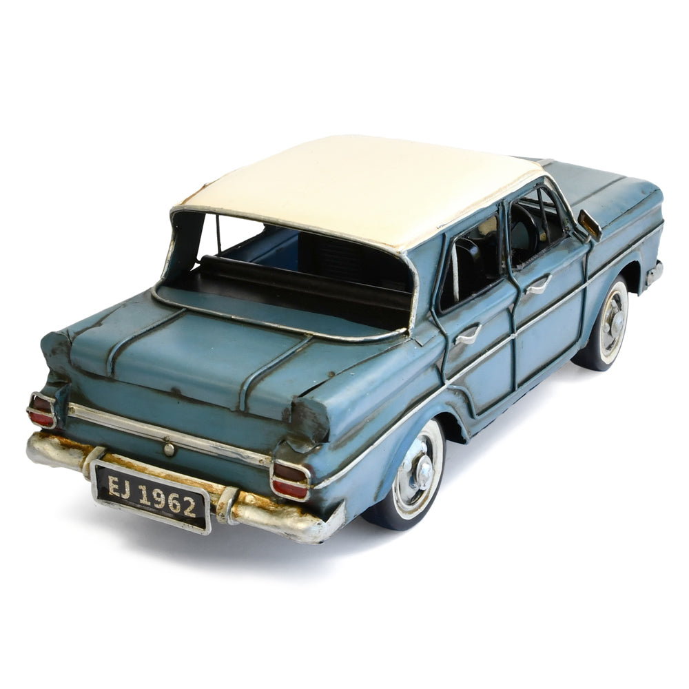 30706-boyle-ej-holden-sedan-metal-ornament-blue-28-5cm