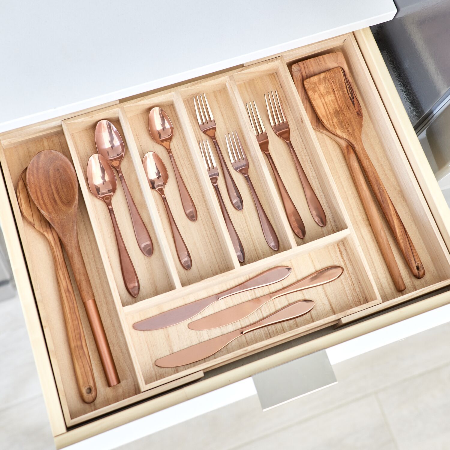 33730-idesign-eco-wood-38-10x34-29cm-expandable-cutlery-tray-natural
