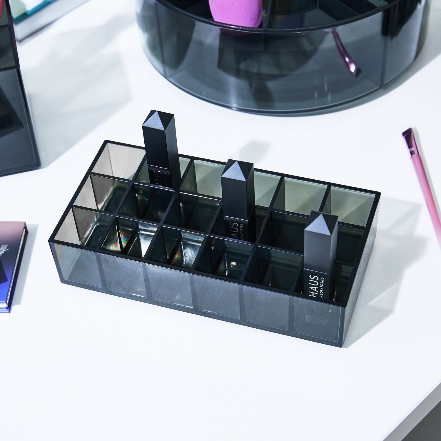 40249-idesign-20-32x10-16cm-cosmetic-lip-station-organiser-smoke-matte-black