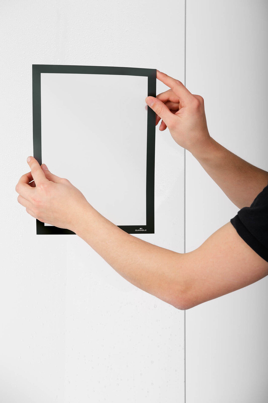 484101-2pk-durable-duraframe-sun-static-cling-a4-document-holder-black