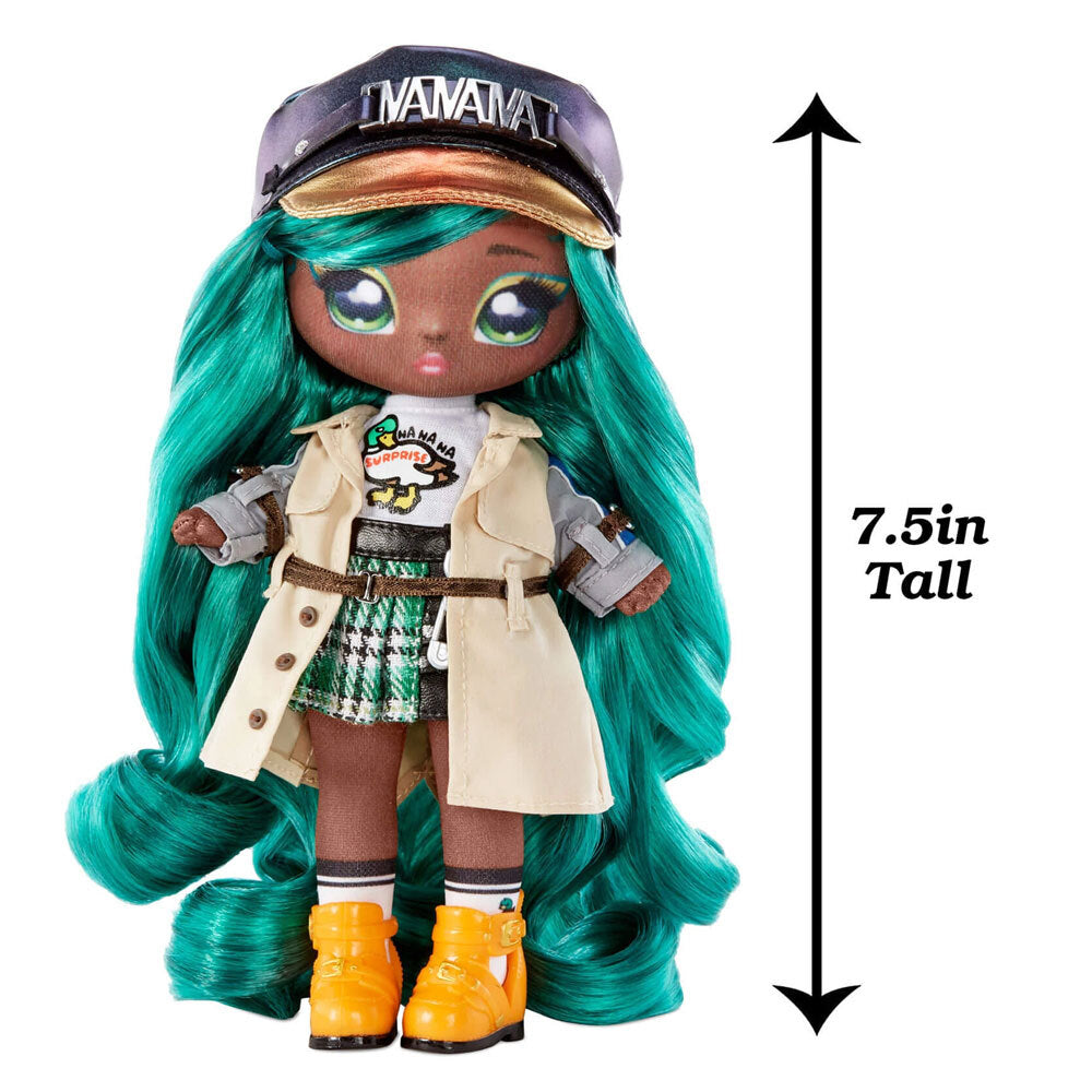 579236-md-na-na-na-surprise-2-in-1-fashion-doll-glam-series-mallory-duckington