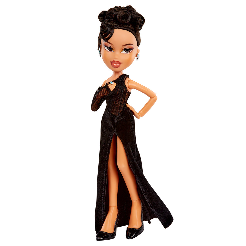 588115-bratz-x-kylie-jenner-celebrity-evening-outfit-doll-6