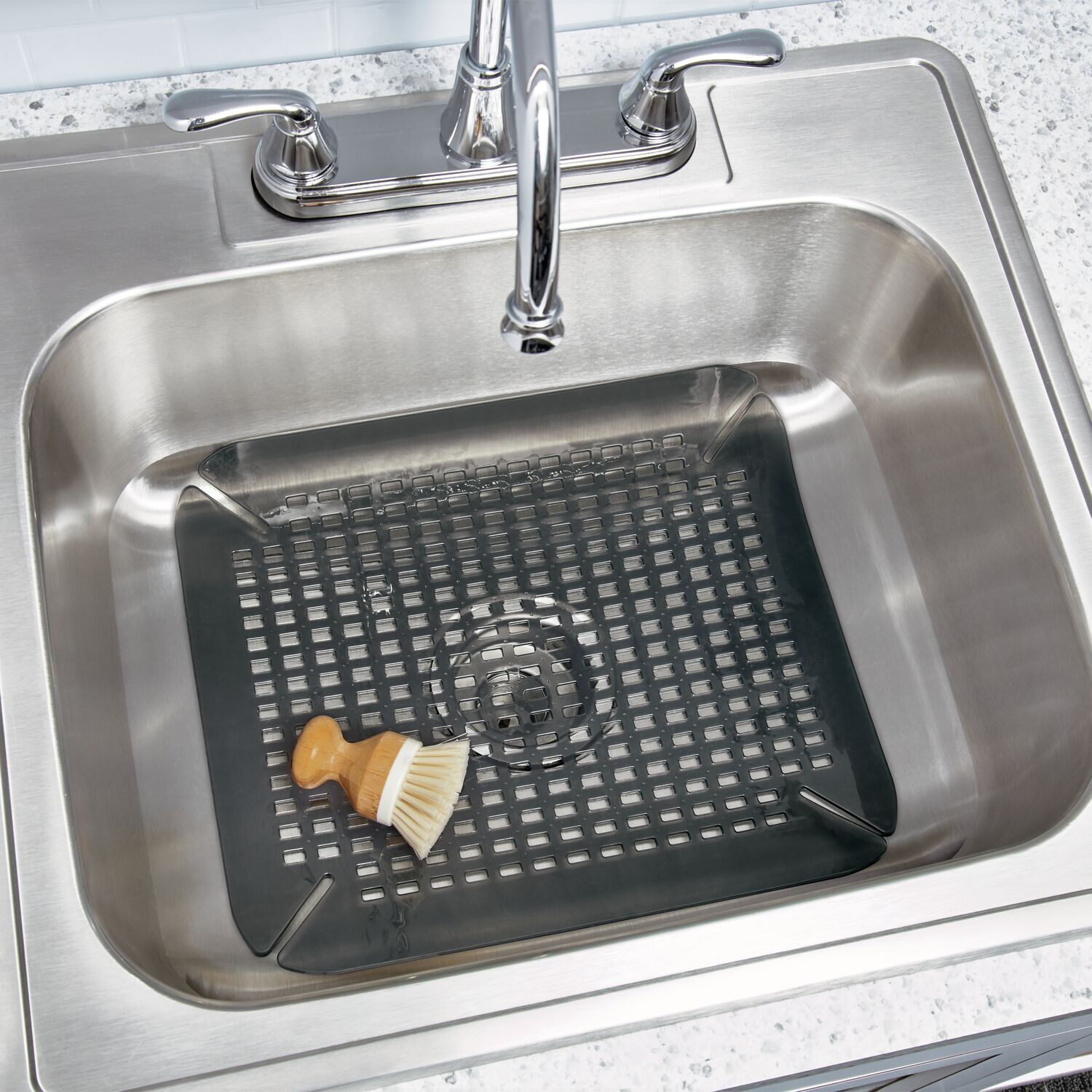 59063-idesign-kitchen-sink-lining-mat-large-graphite-35-3x44-5x1cm