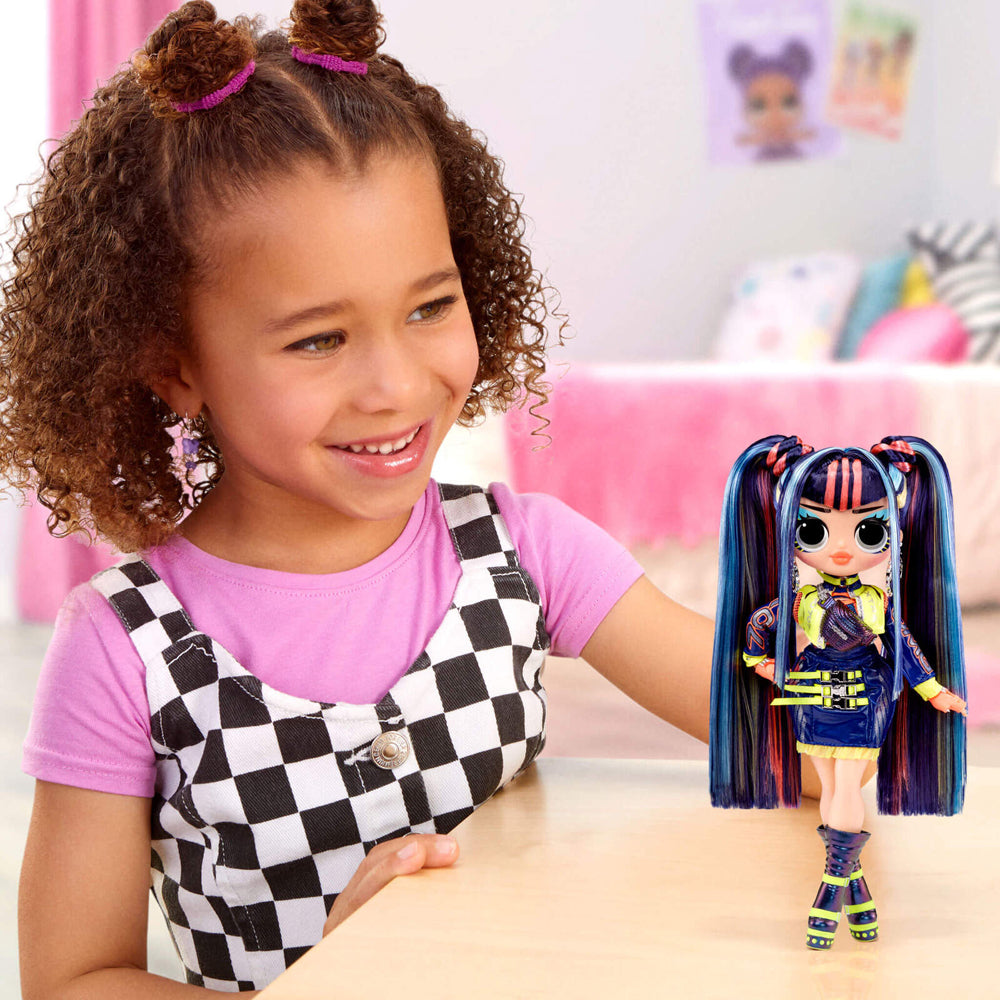 591498-vc-l-o-l-surprise-omg-series-8-fashion-doll-victory-25cm-4