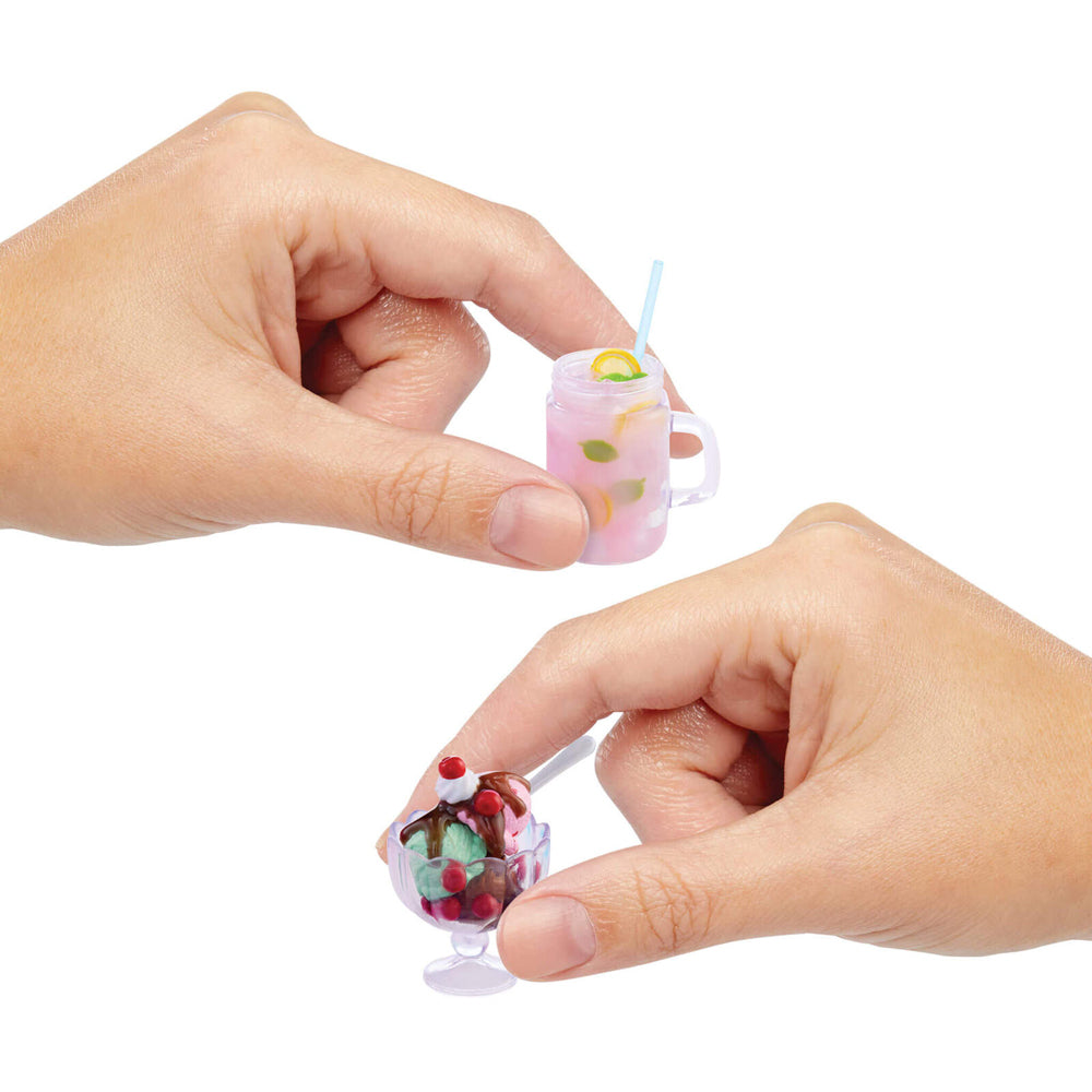 591849-mgas-miniverse-make-it-mini-food-multipack-8