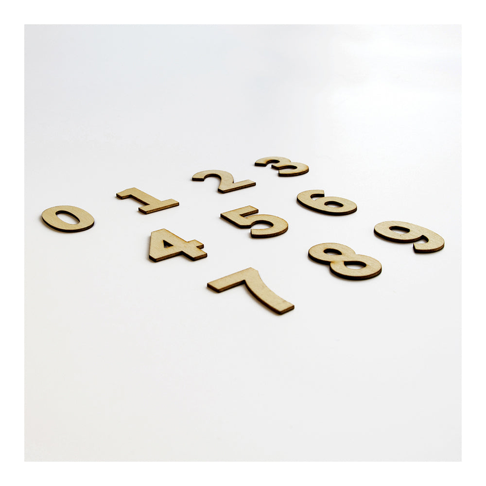 610001-50pc-boyle-14-5cm-plywood-number-set-in-tray-natural