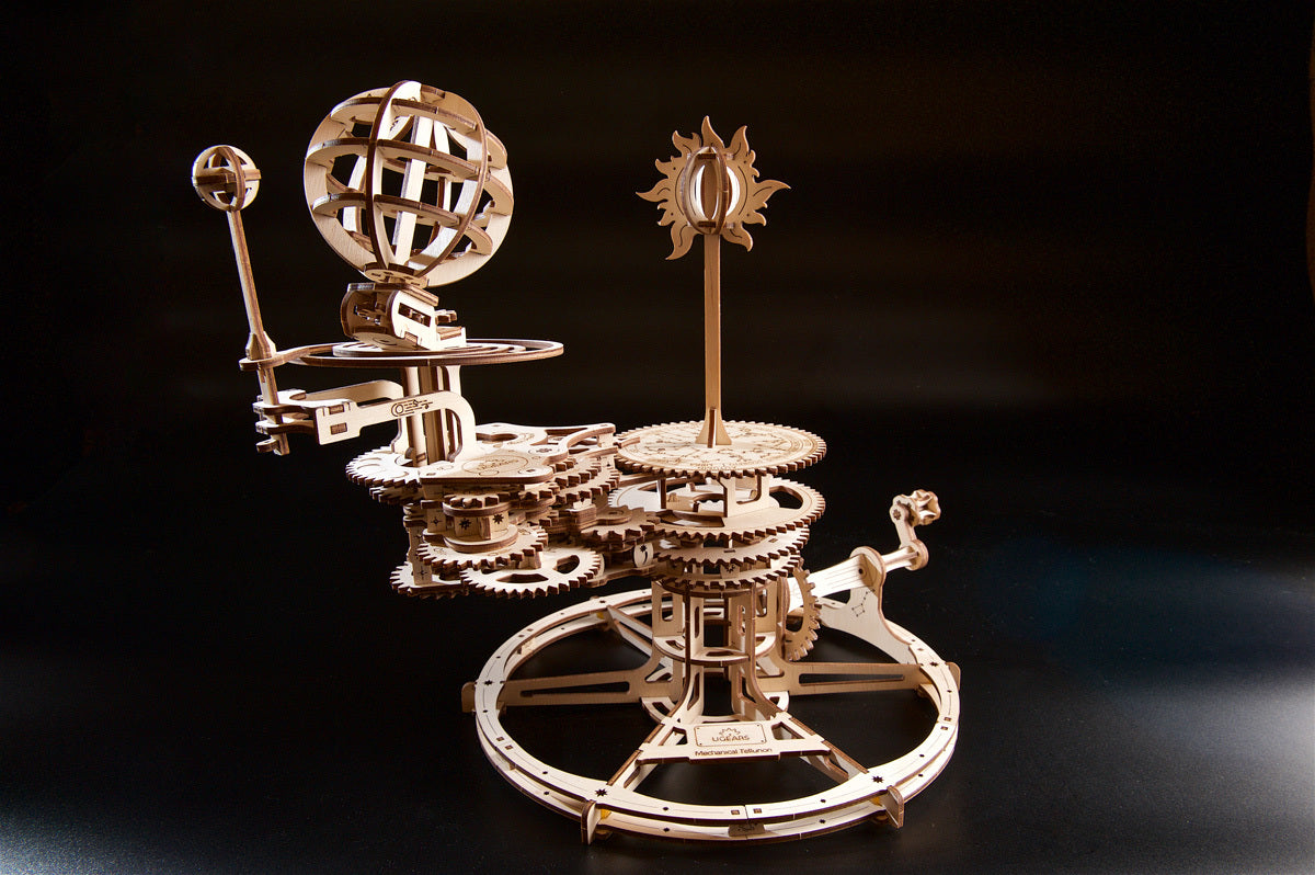 70167-ugears-mechanical-tellurion-mechanical-wooden-3d-puzzle-247pc