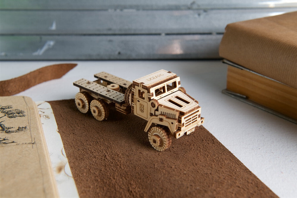 70199-ugears-military-truck-mechanical-diy-wooden-3d-puzzle-91pc