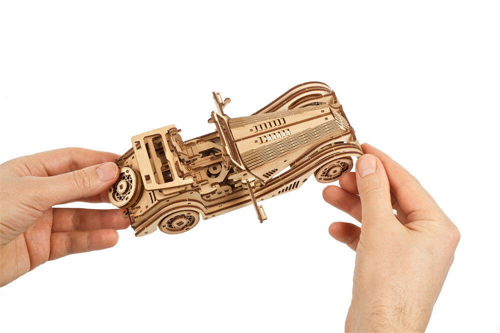 70202-ugears-sports-car-rapid-mouse-mechanical-wooden-3d-puzzle-226pc