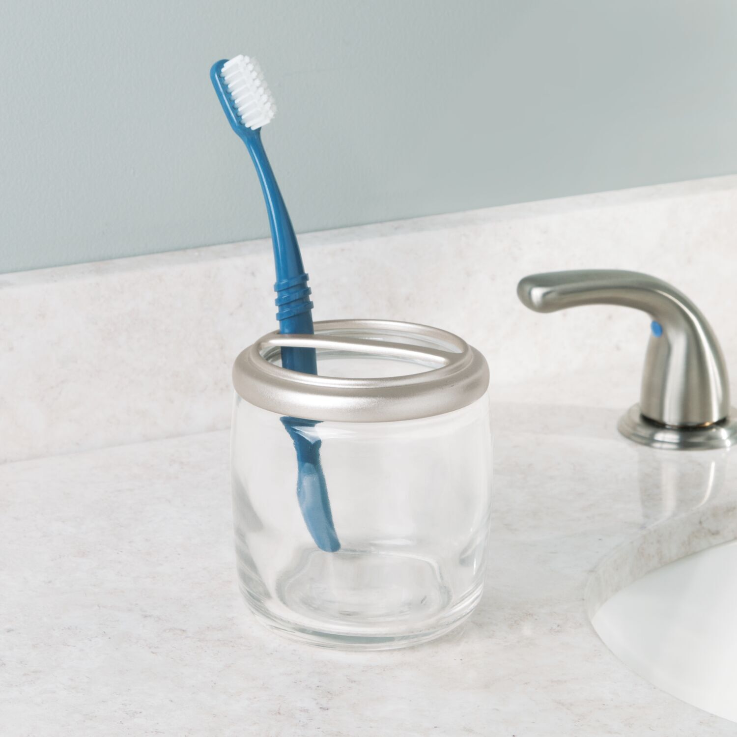 70725-idesign-hamilton-toothbrush-holder-sat-10x10x10-5cm