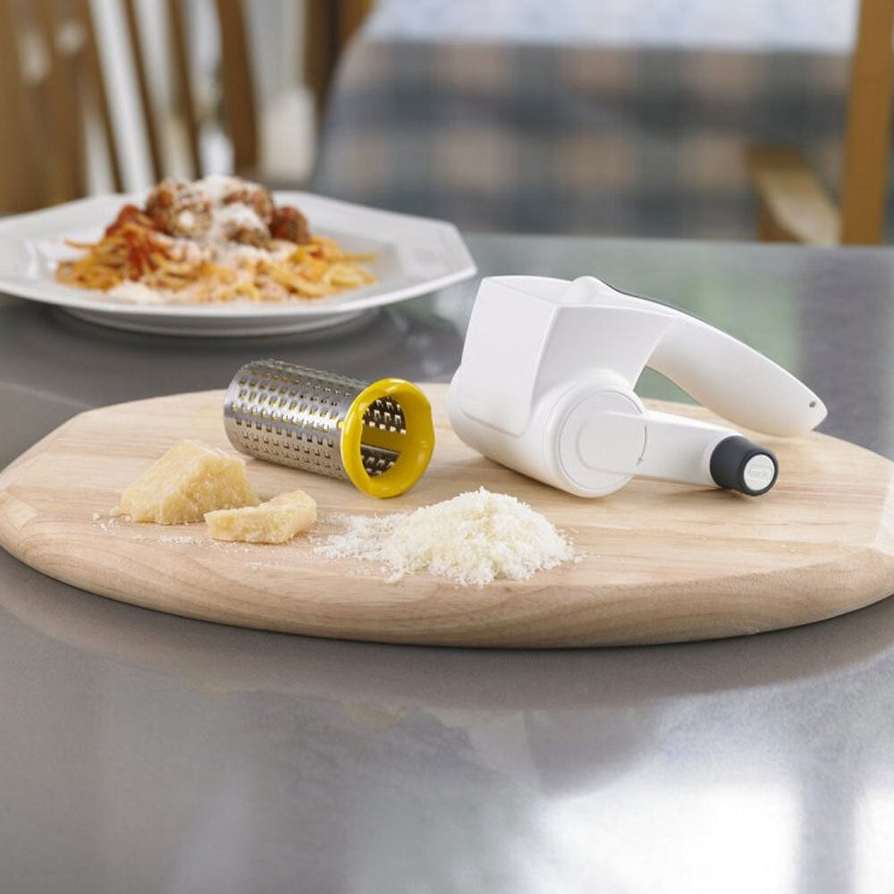 14604-zyliss-classic-16cm-manual-rotary-cheese-grater-white
