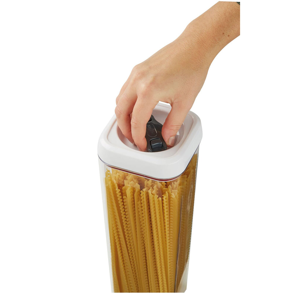 14663-zyliss-twist-seal-2-3l-32cm-tall-square-container-white