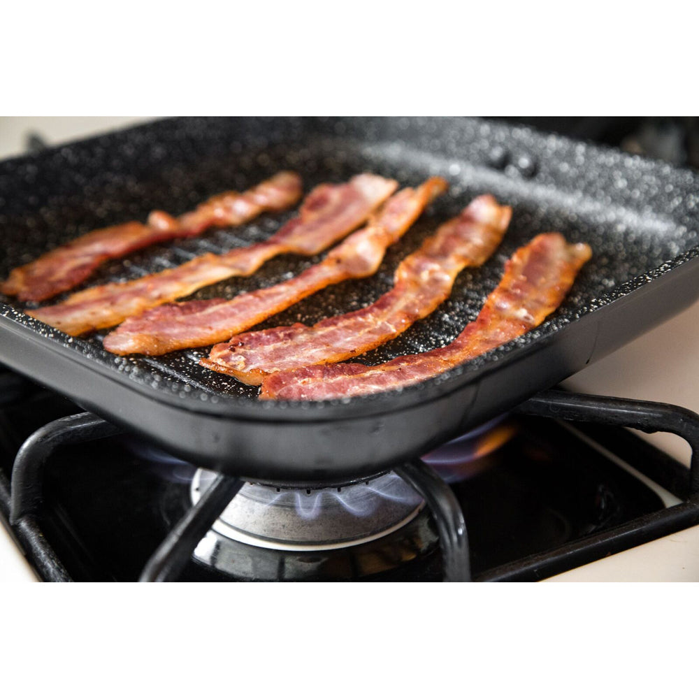 14704-zyliss-ultimate-forged-aluminium-non-stick-26cm-square-grill-pan-black