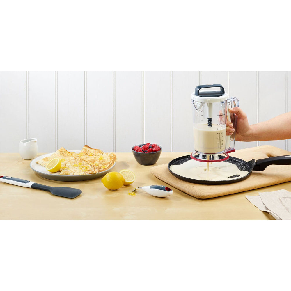 14708-zyliss-ultimate-forged-aluminium-non-stick-25cm-round-crepe-pan-black
