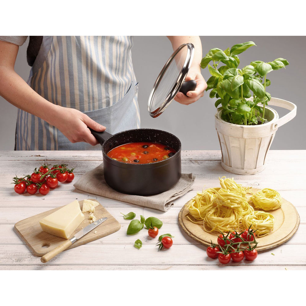 14710-zyliss-ultimate-forged-16cm-1-5l-non-stick-saucepan-w-lid-cover-black