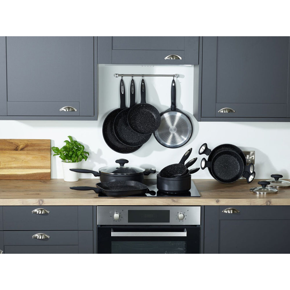 14711-zyliss-ultimate-forged-18cm-2l-non-stick-saucepan-w-lid-cover-black