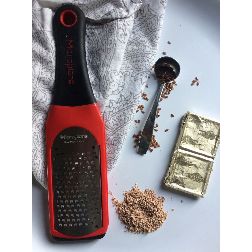 1501-microplane-artisan-coarse-grater-stainless-steel-lime-zester-red
