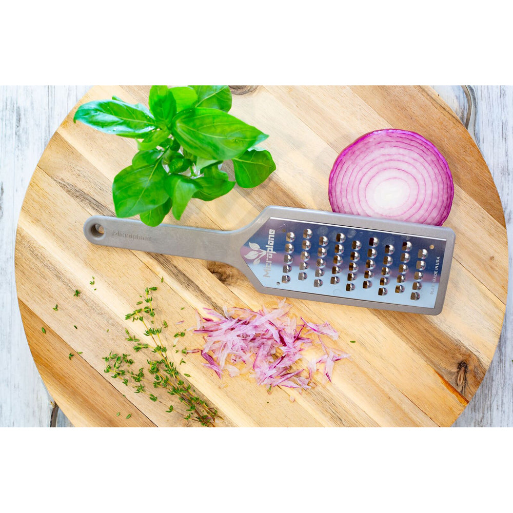 15103-microplane-ecograte-extra-coarse-grater-dover-grey