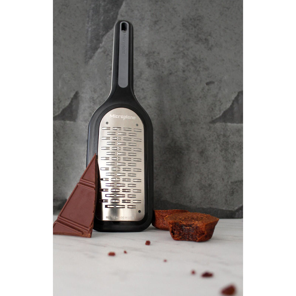 15231-microplane-select-series-18cm-medium-ribbon-grater-black
