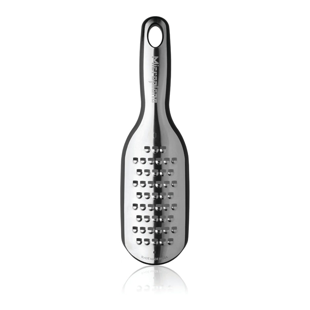 15303-microplane-elite-extra-coarse-grater-w-250ml-catcher-black
