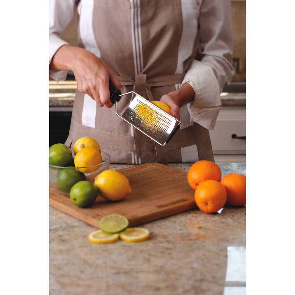 1532-microplane-gourmet-fine-grater-stainless-steel-zester-black