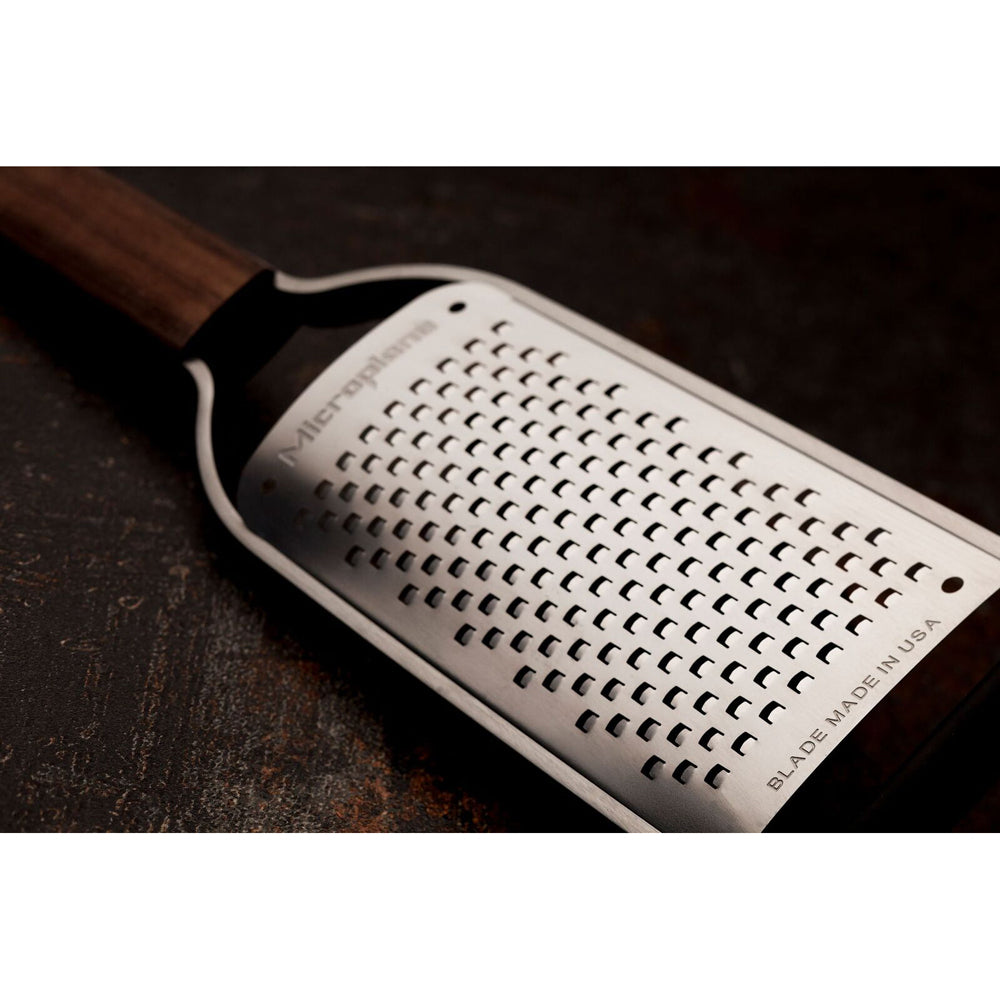 15400-microplane-master-series-coarse-grater-stainless-steel-zester-brown